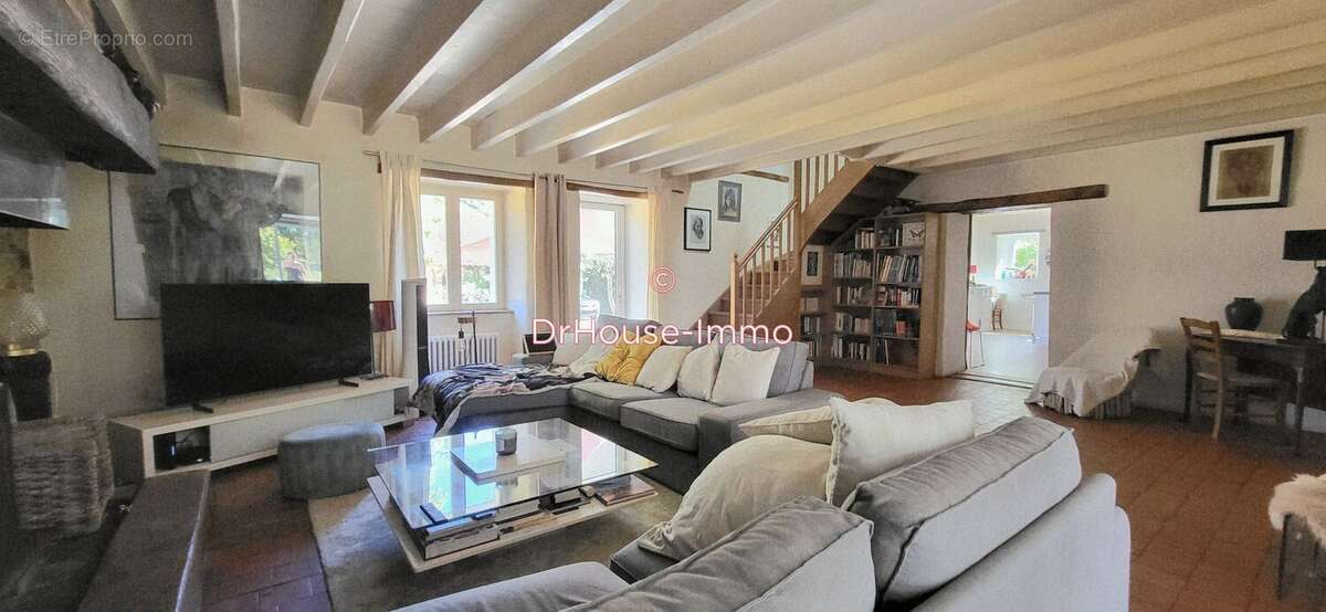 Maison à LES CLOUZEAUX