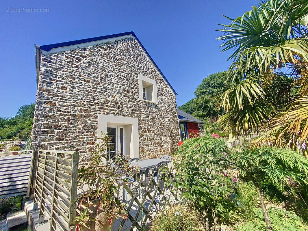 Maison à SORTOSVILLE-EN-BEAUMONT