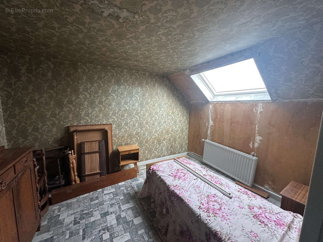 Maison à SIN-LE-NOBLE