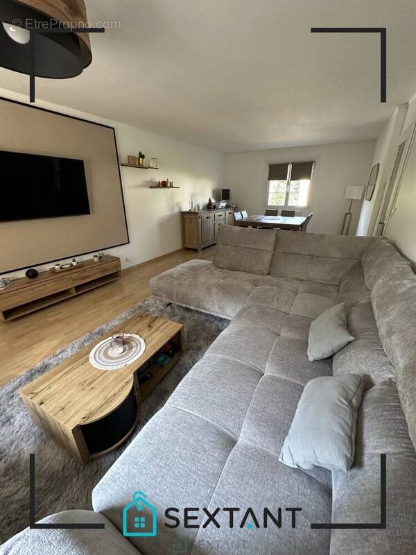 Maison à PETIT-COURONNE