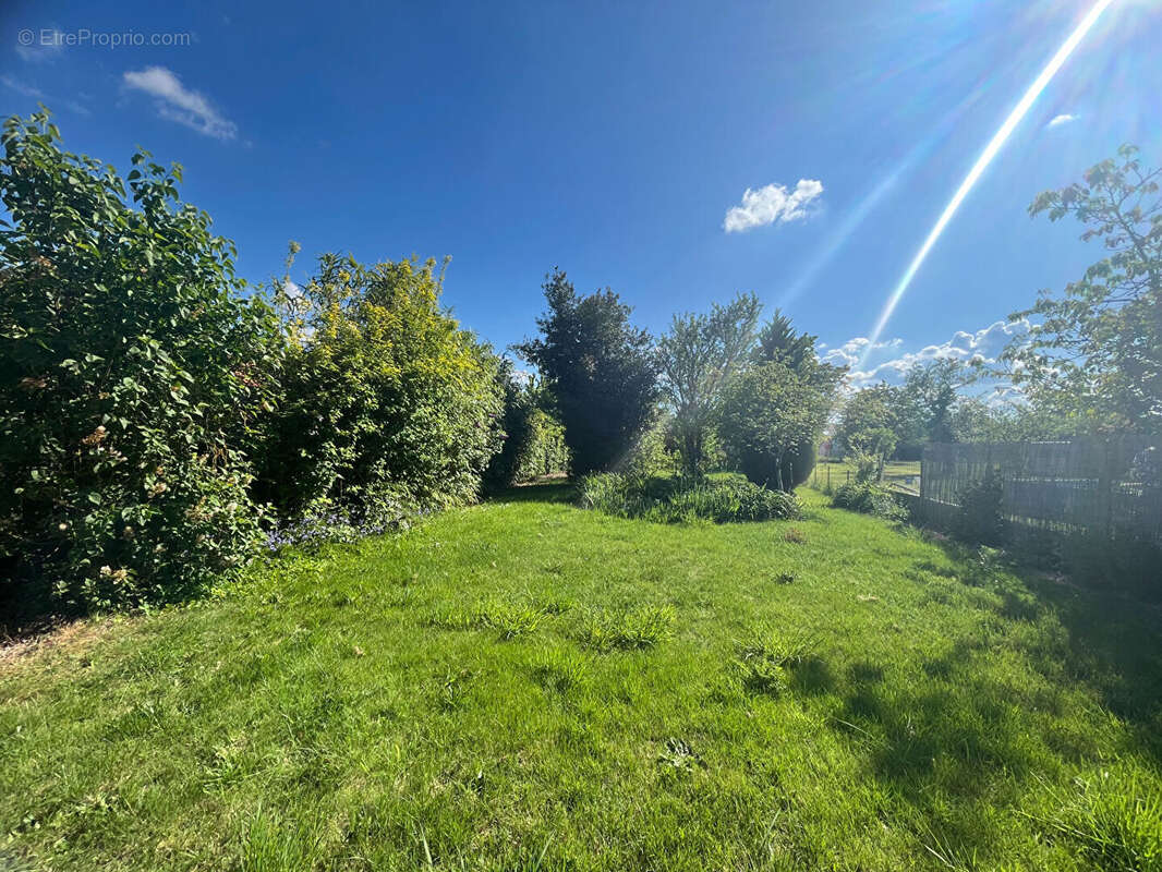 Maison à AUBIGNY-SUR-NERE