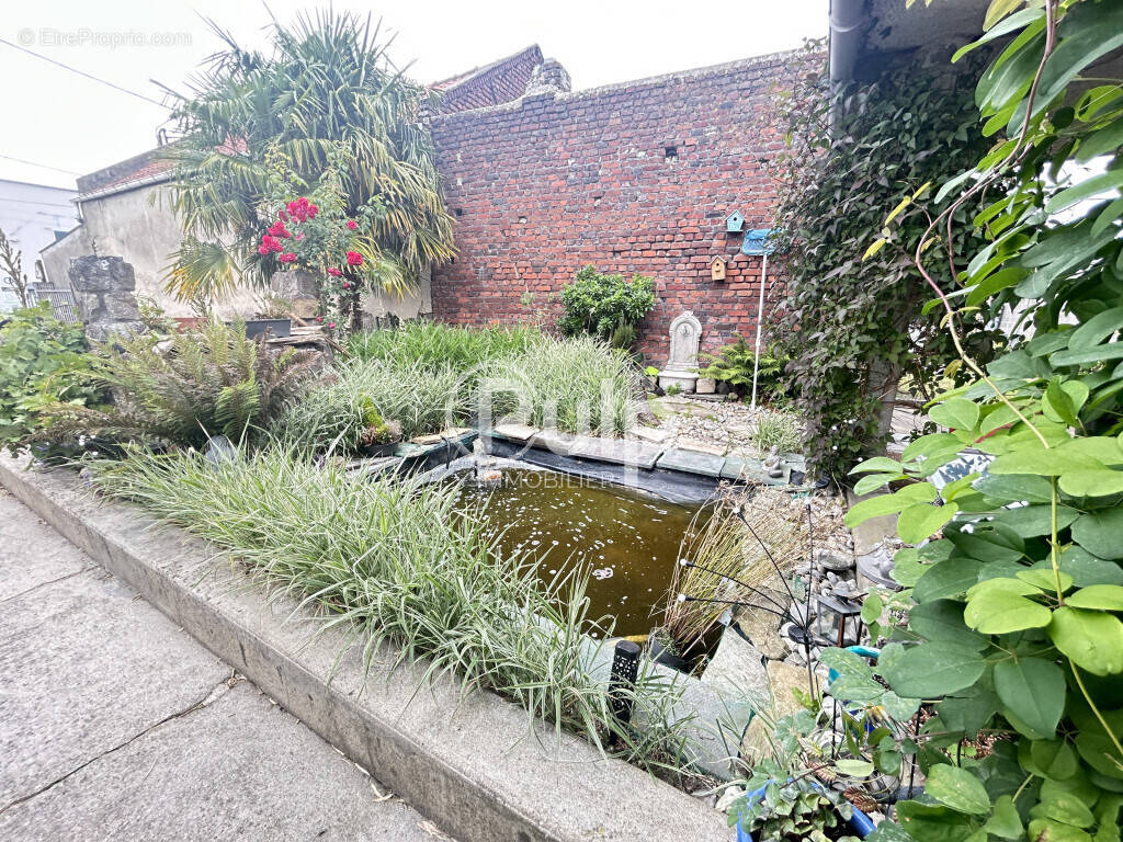 Maison à MONTIGNY-EN-GOHELLE
