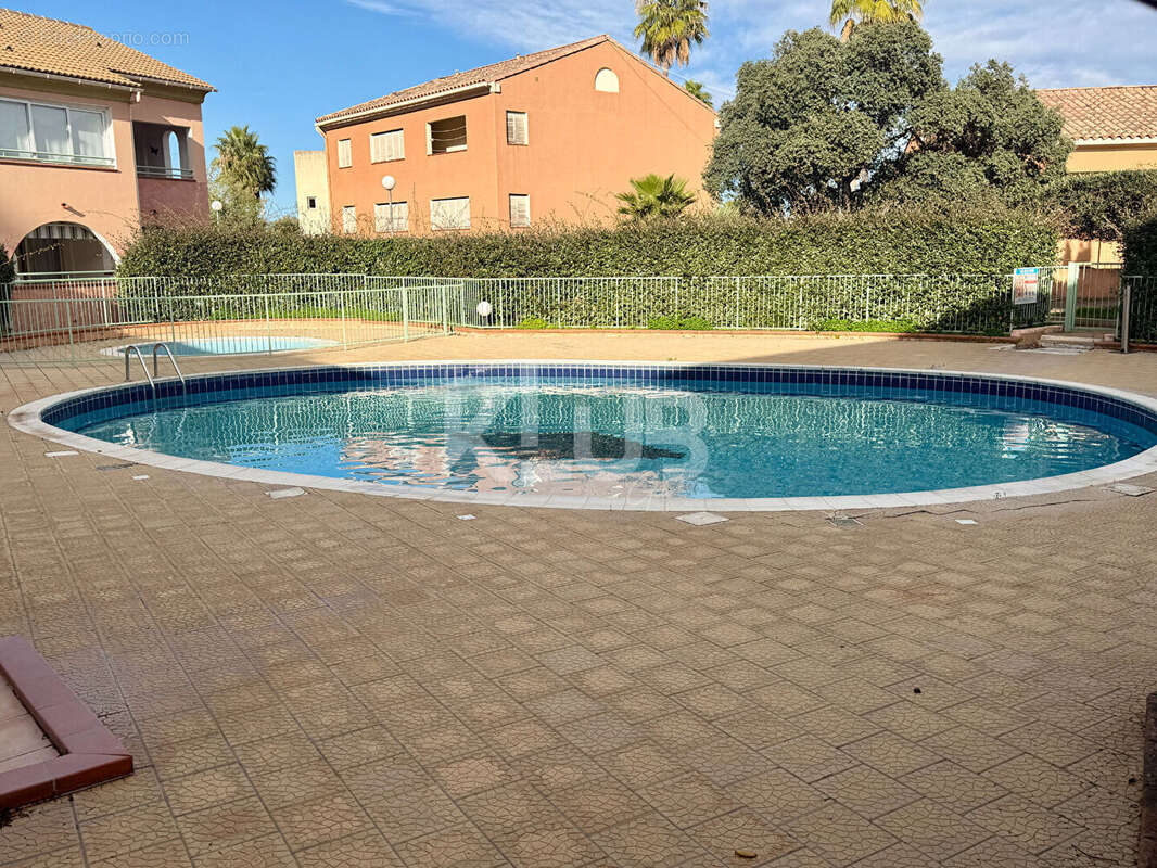 Appartement à LINGUIZZETTA