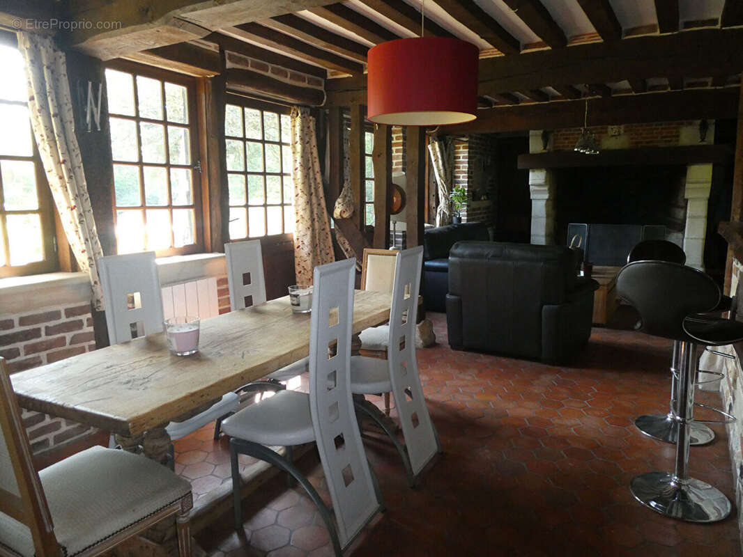 Maison à PONT-L'EVEQUE
