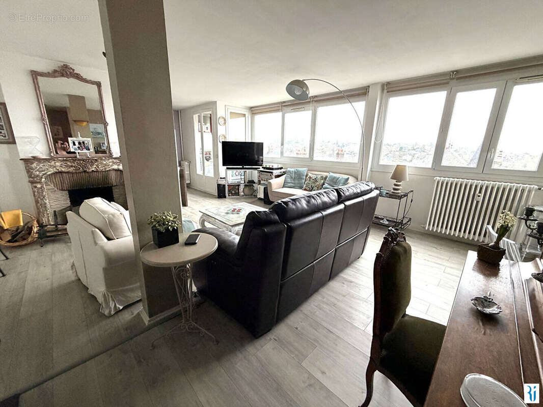 Appartement à BOIS-GUILLAUME