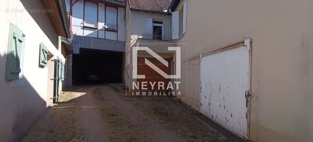 Maison à LE CREUSOT