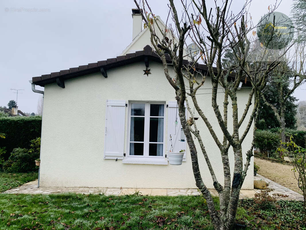 Maison à CHEROY