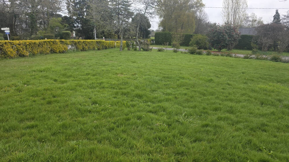 Terrain à LANDEVANT