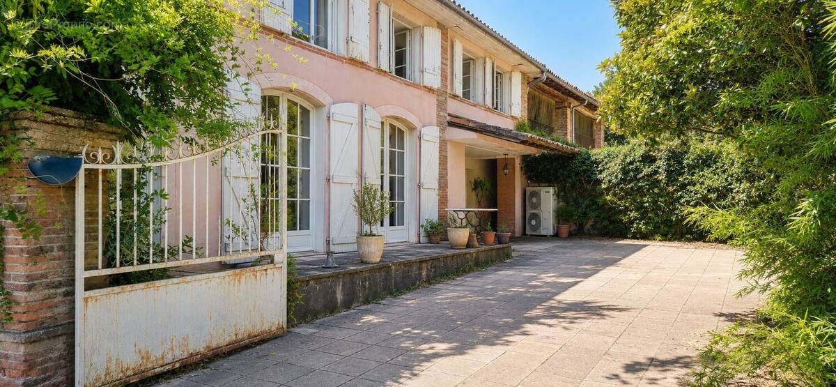 Maison à ONDES