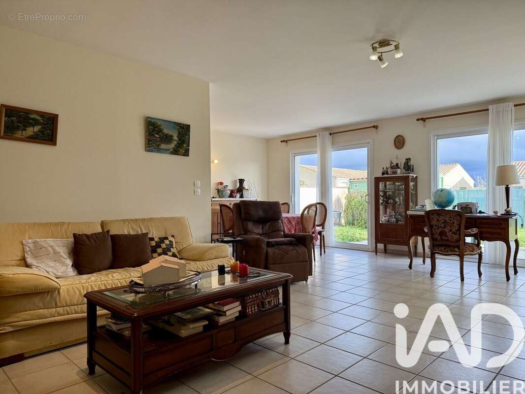 Photo 3 - Maison à MARENNES