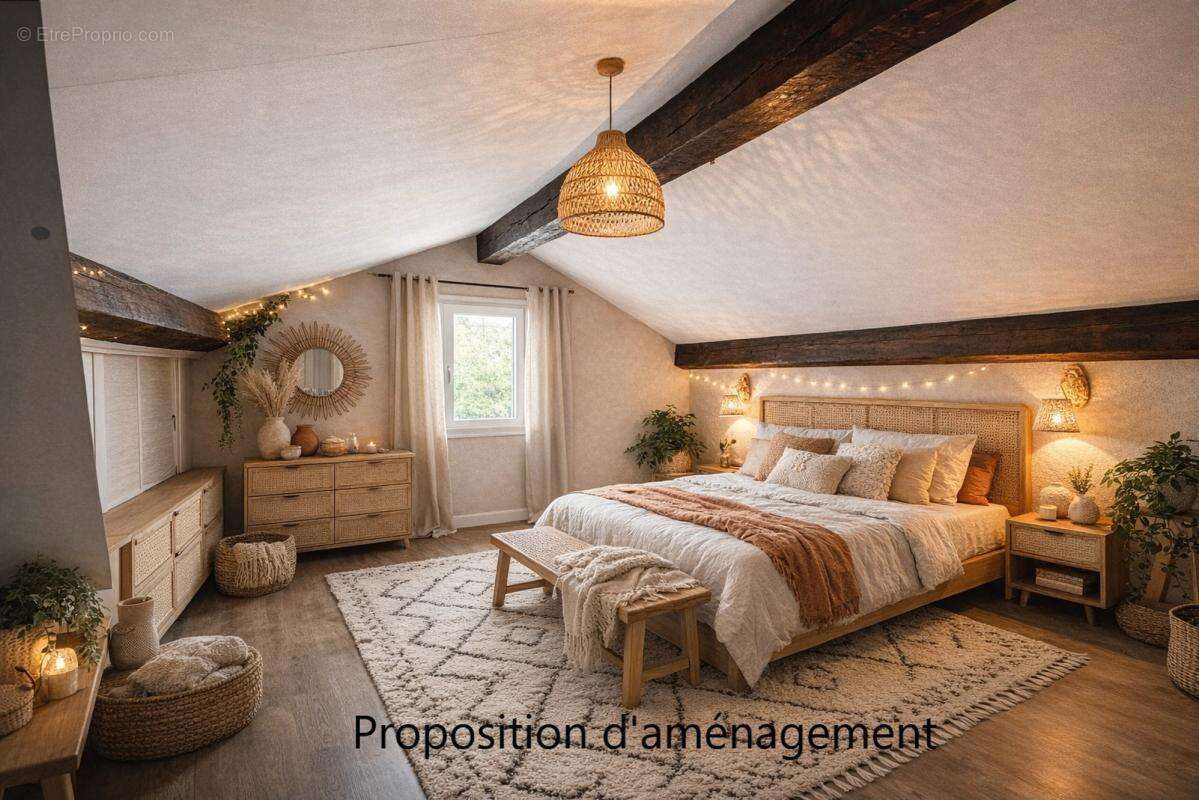 Maison à SAINT-GENIS-LES-OLLIERES