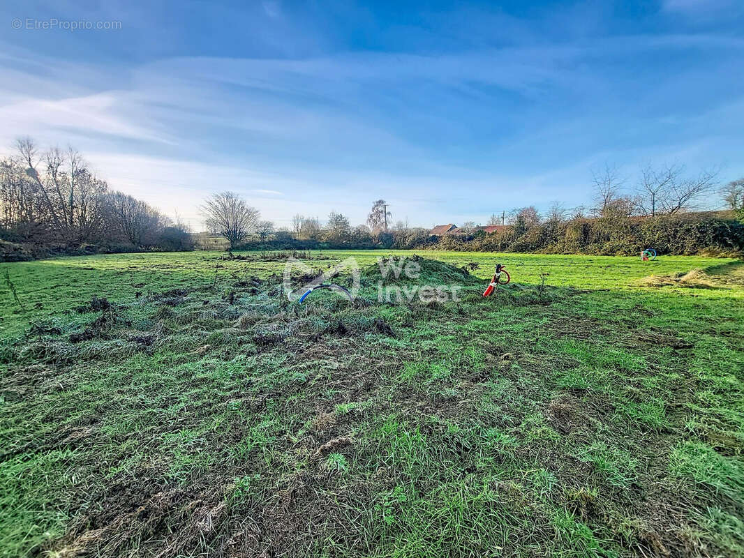 Terrain à HARGNIES