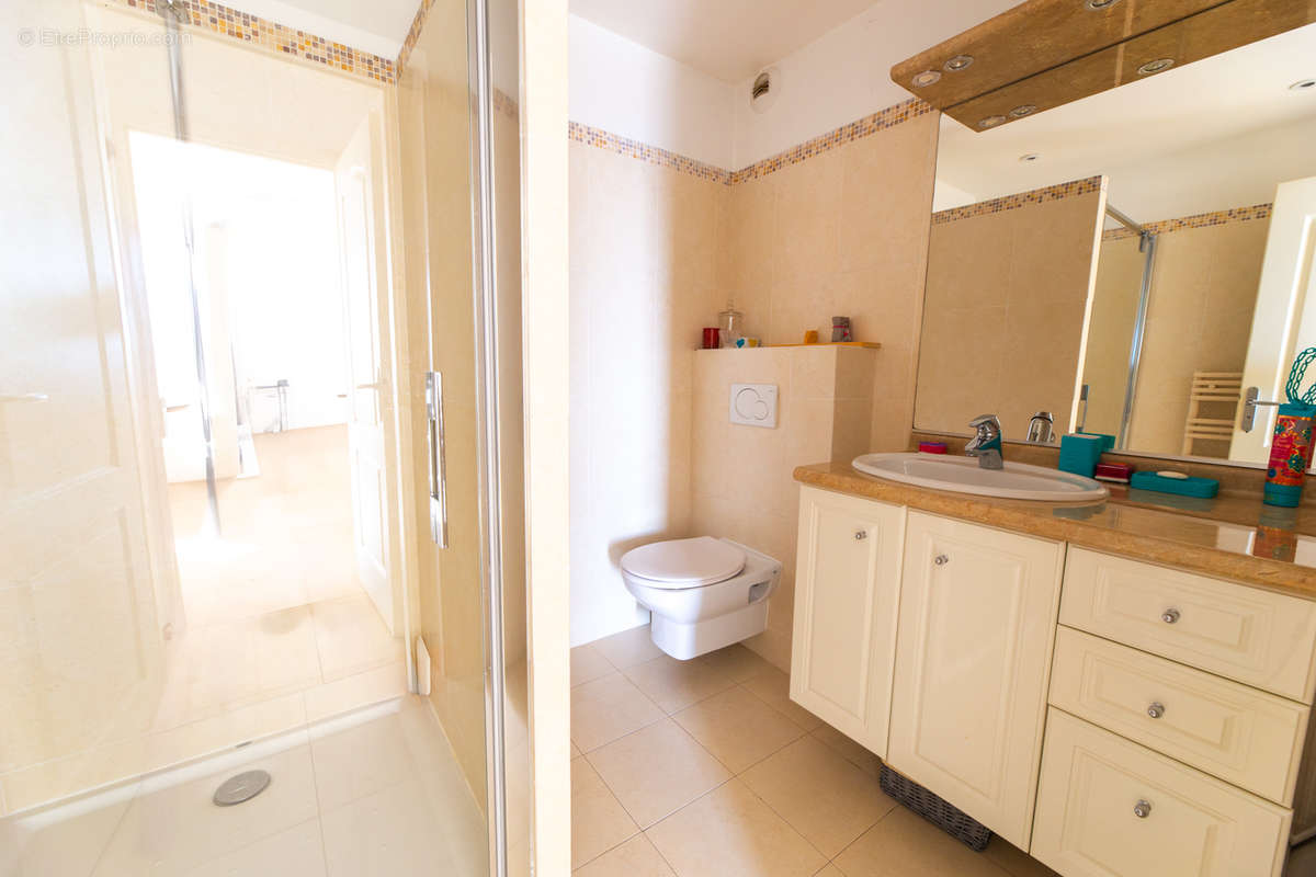 Maison à MANDELIEU-LA-NAPOULE