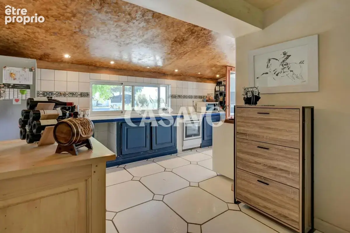 Vente Maison 8 pièces de 300m² - 13460 Saintes-Maries-de-la-Mer - photo 20