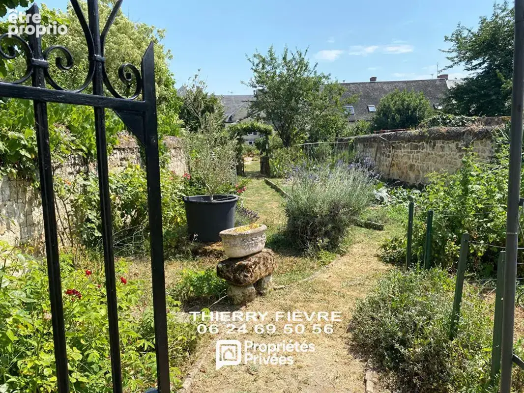 A vendre - coeur de village chouzé sur loire maison 6 pièces 130 m2  terrasse  jardin cave - photo 14