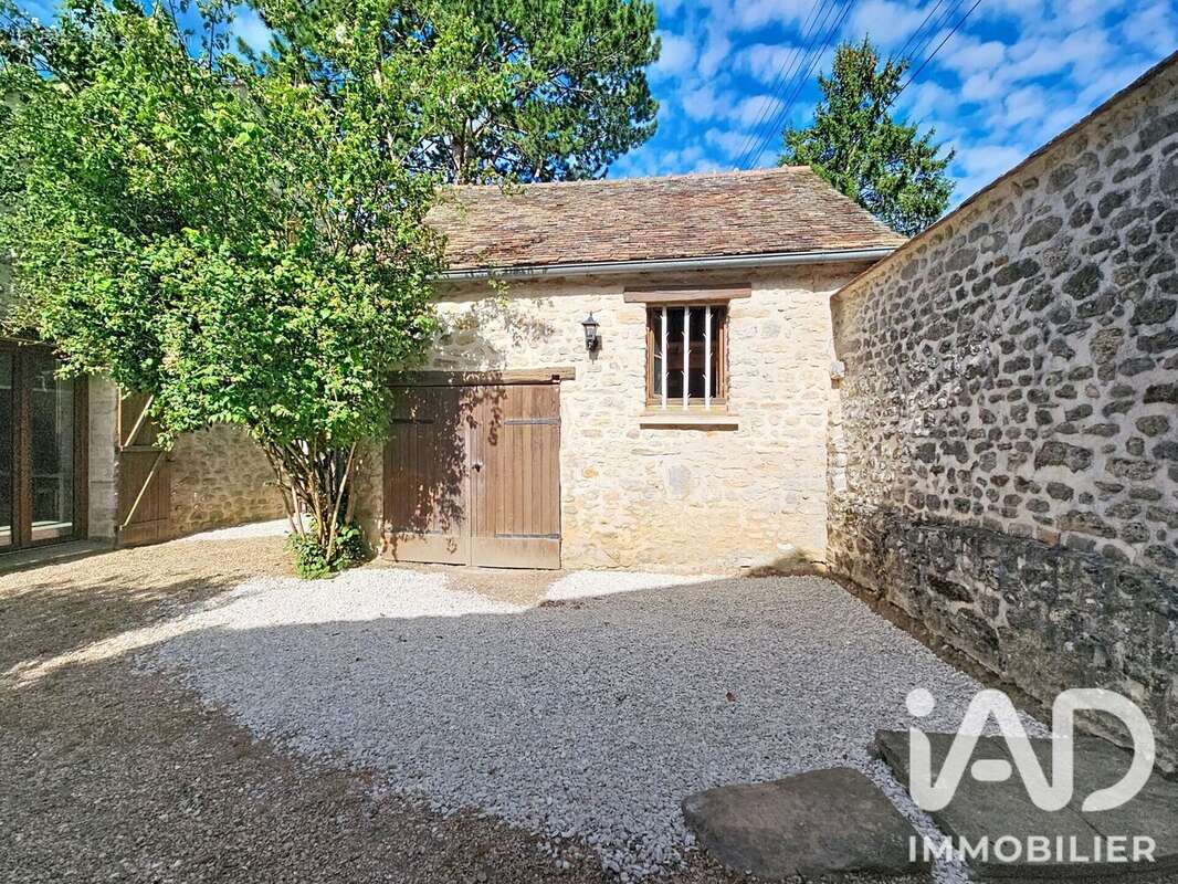 Maison 137 m² à Valpuiseaux  - photo 2