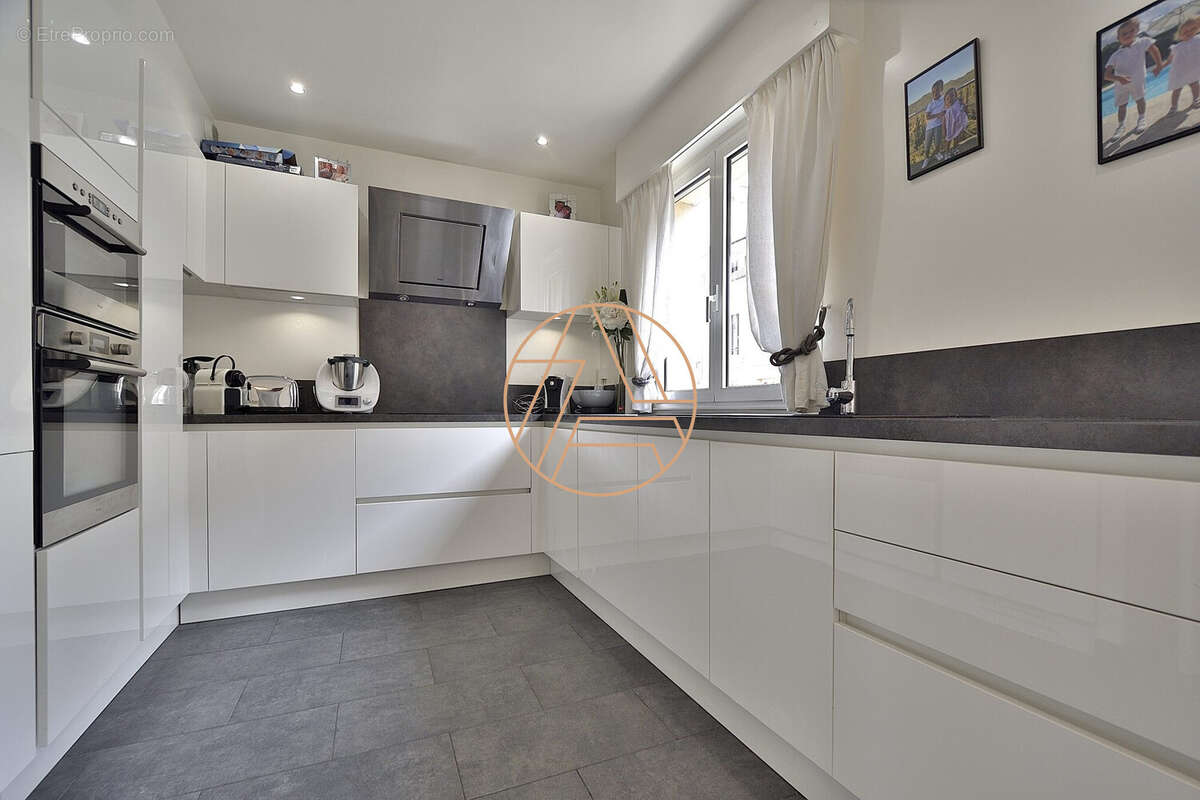 Appartement à SAINT-MAUR-DES-FOSSES