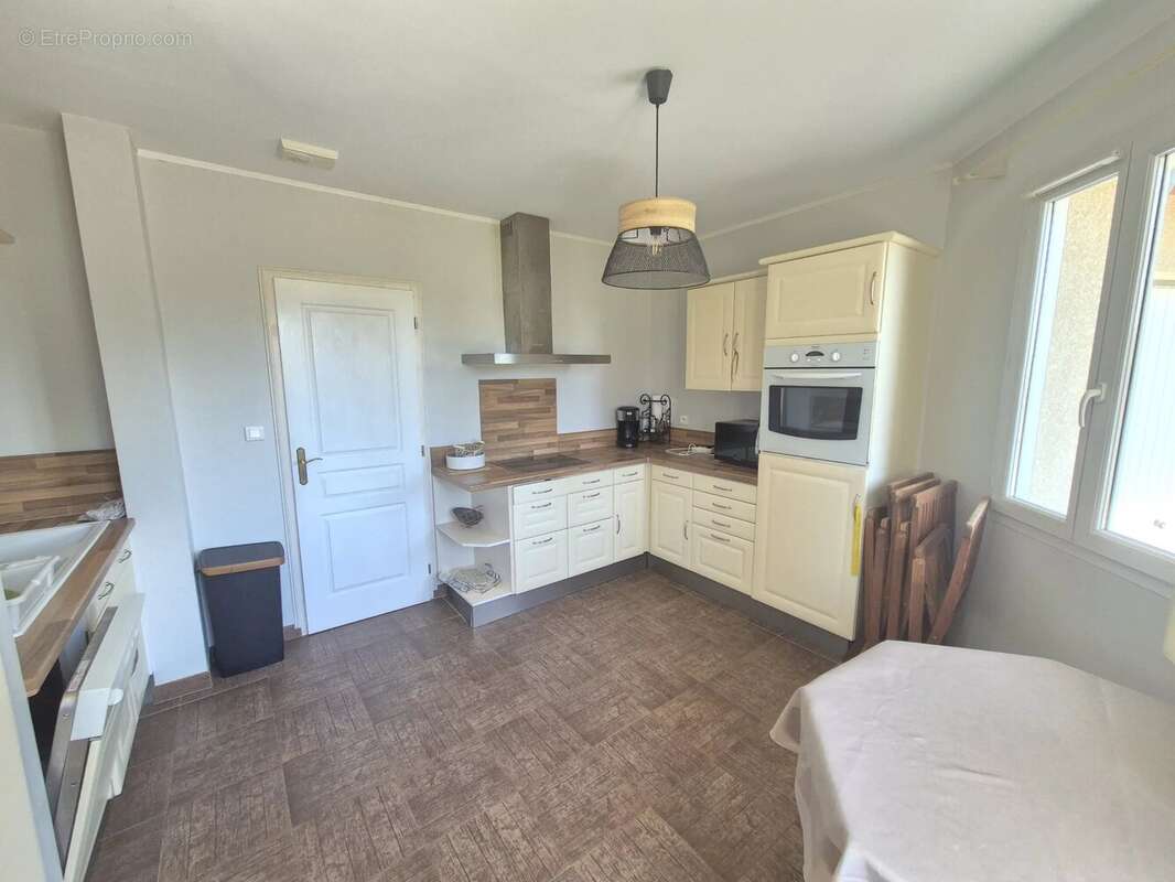 Maison de plain pied de 160m² - photo 5
