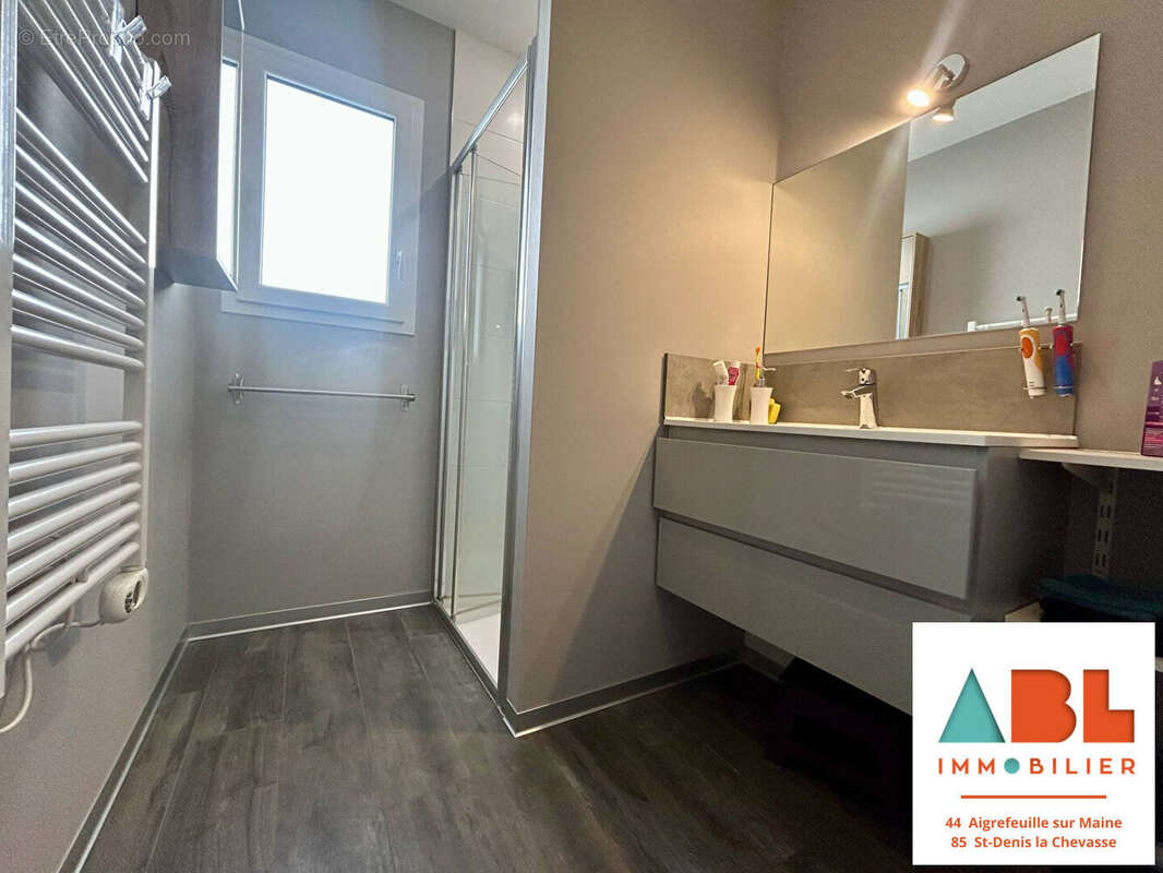 Maison à BELLEVILLE-SUR-VIE