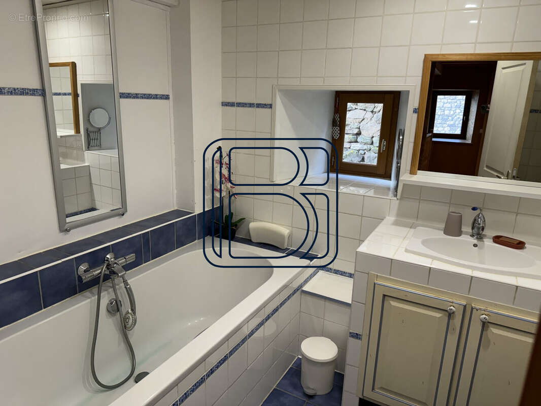 Maison à CHAMPETIERES