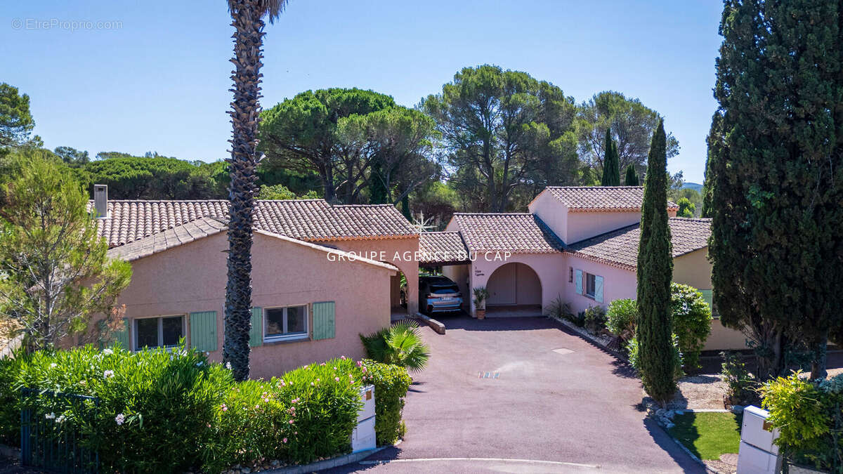Valescure les Golfs, villa à pieds du centre commercial. - photo 14