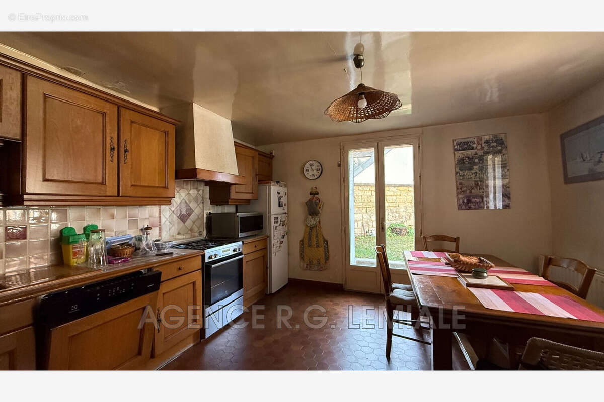 Maison 230 m² à Maisons-Laffitte  - photo 4