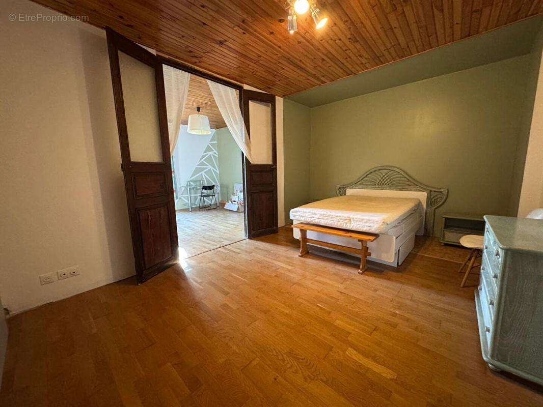 Appartement à MARSEILLE-15E