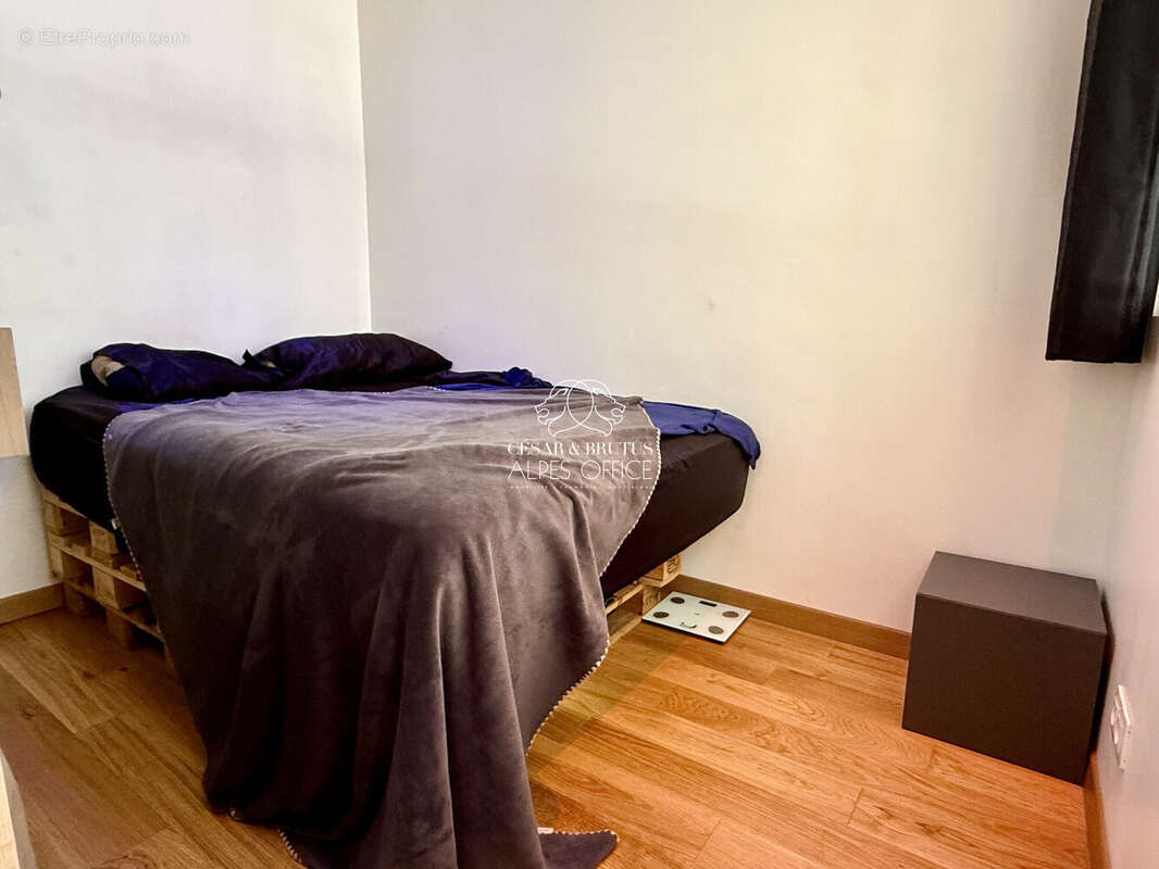 Appartement 26 m² à Sallanches  - photo 8