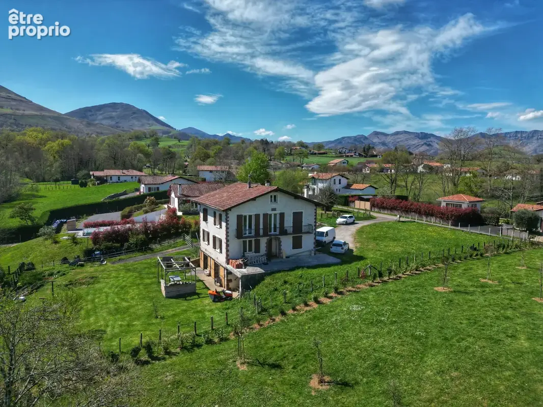 Photo Maison à Saint-Jean-Pied-De-Port au prix de 350 000€