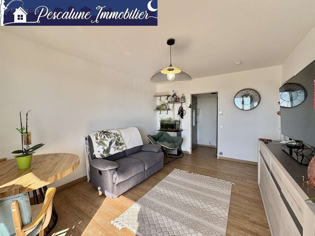 Appartement à LUNEL