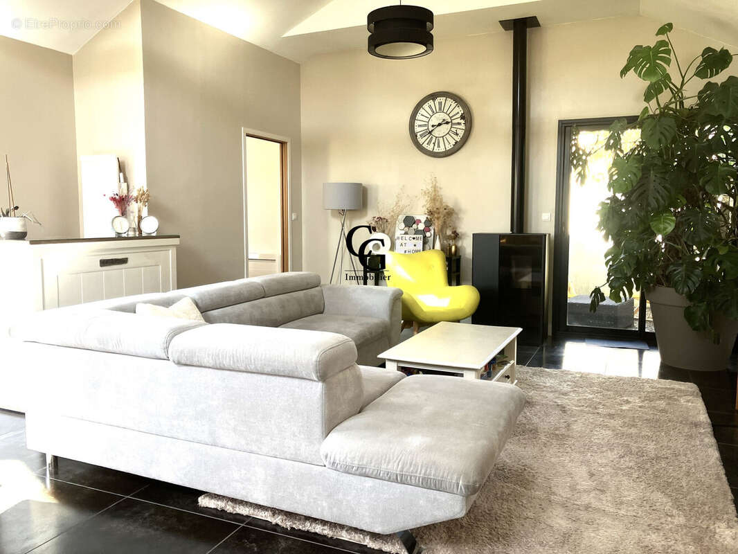 Maison à LES SORINIERES