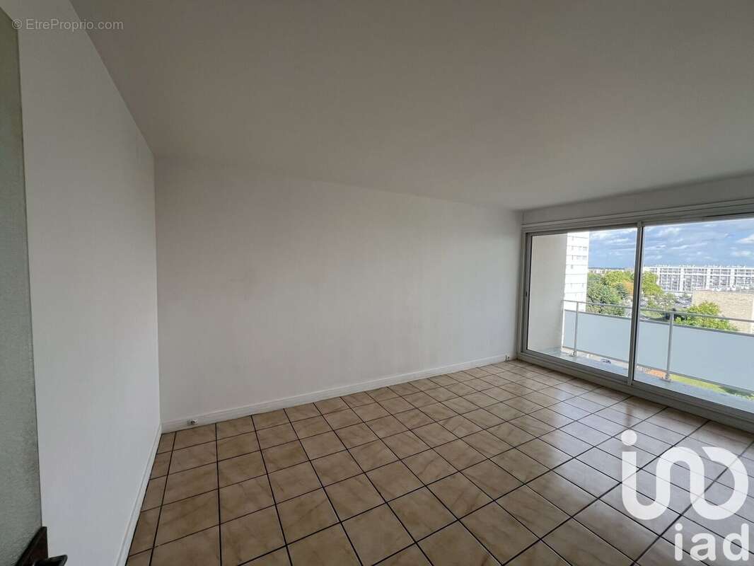 Photo 4 - Appartement à RIS-ORANGIS