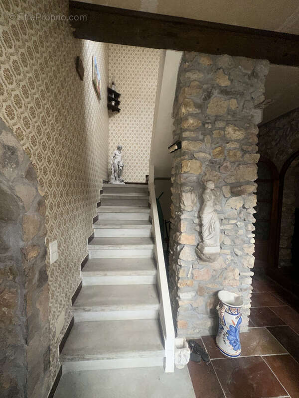 Maison à THEZAN-DES-CORBIERES