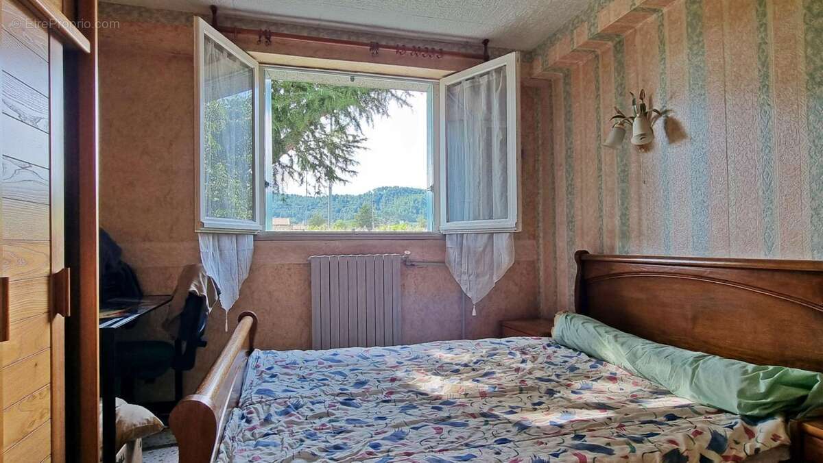 Maison à SAINT-MARTIN-DE-VALGALGUES