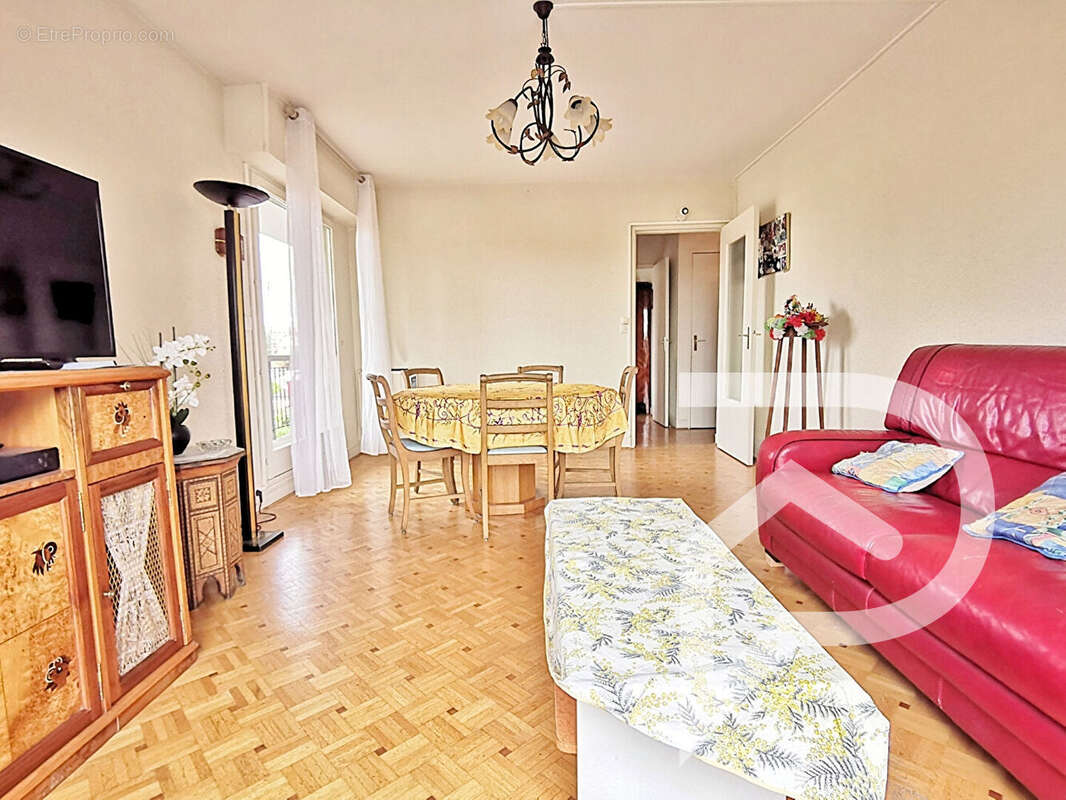 Appartement à VILLEJUIF