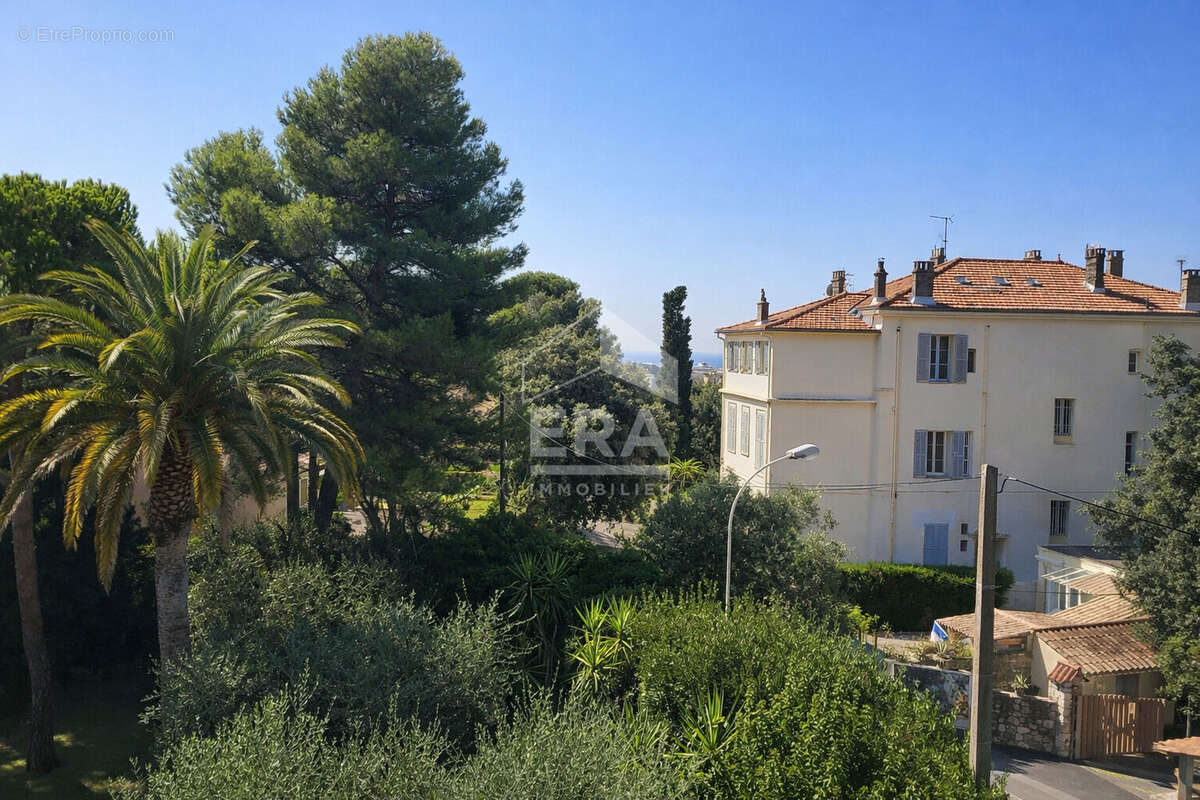 Appartement à LE CANNET