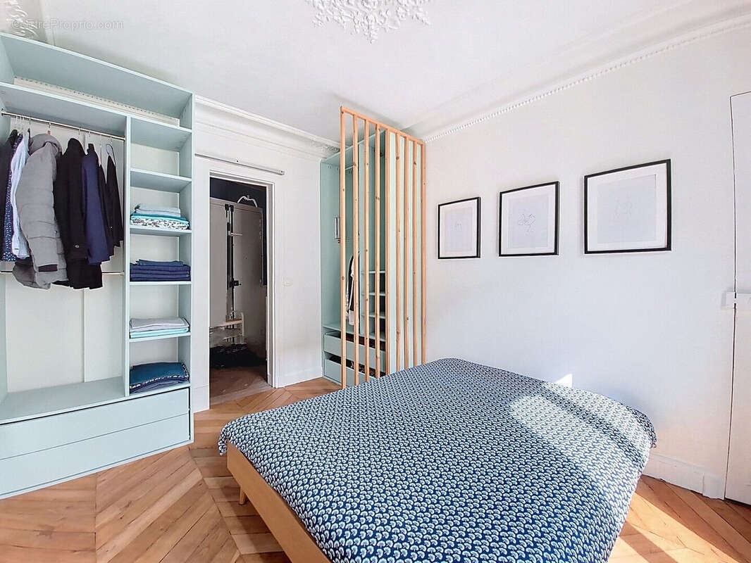 Appartement à PARIS-18E