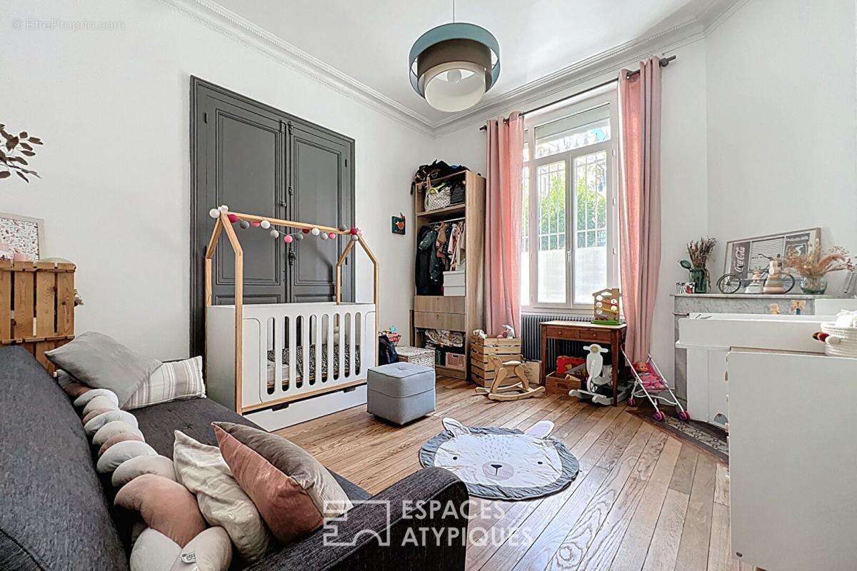 Appartement à BORDEAUX