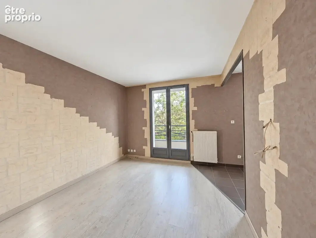 Studio avec balcon et box - Plessis le roi - photo 4