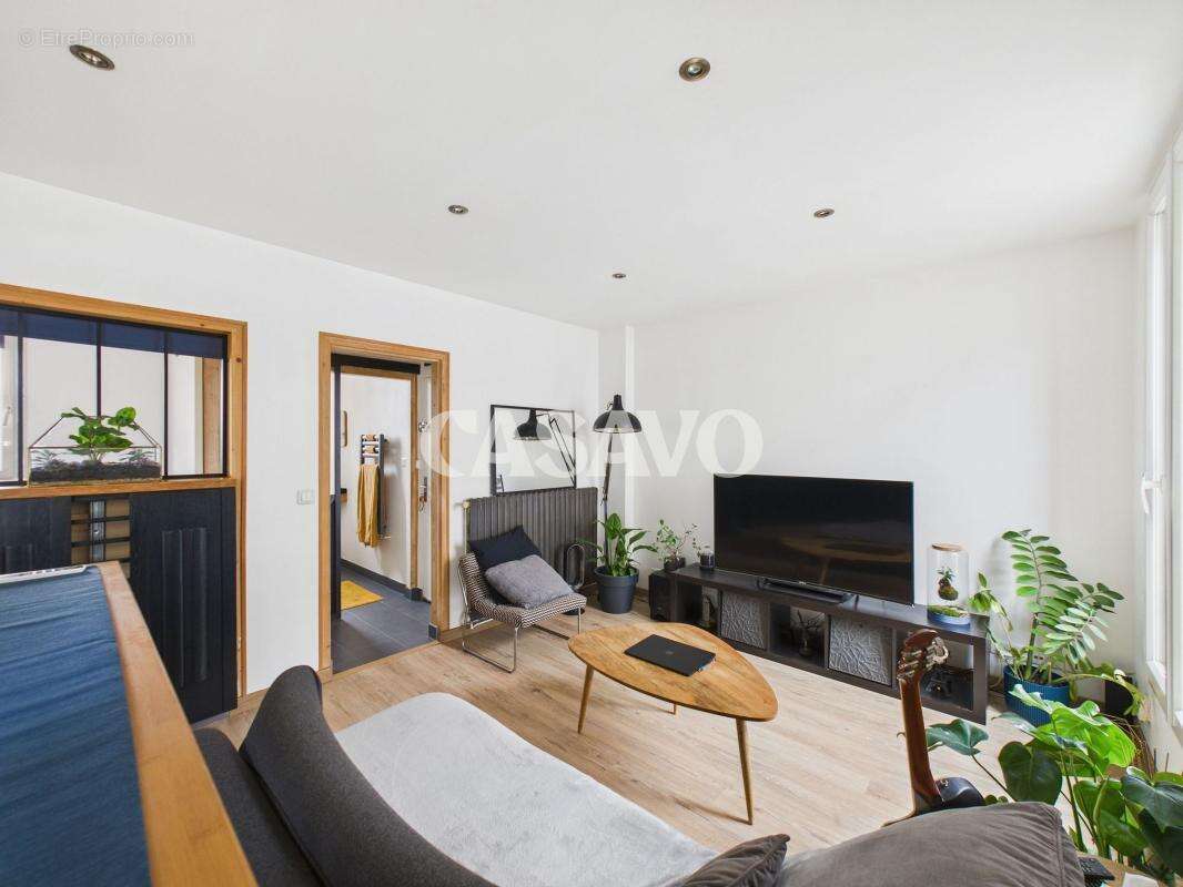 Appartement à SAINT-MAUR-DES-FOSSES