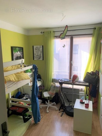 Appartement à PARIS-19E
