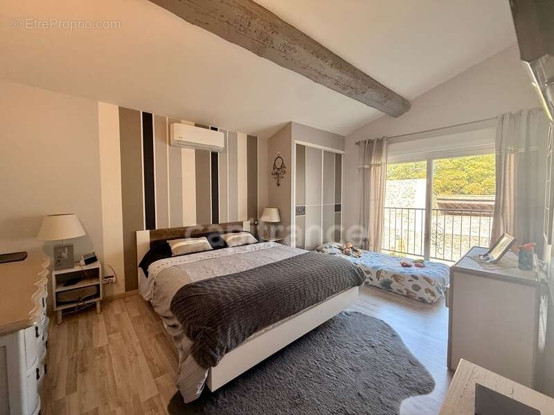 Loft exceptionnel 170m2 habitables 4 chambres, 1 garage et jardin à 20km de Carcassonne  avec piscine hors sol - photo 26
