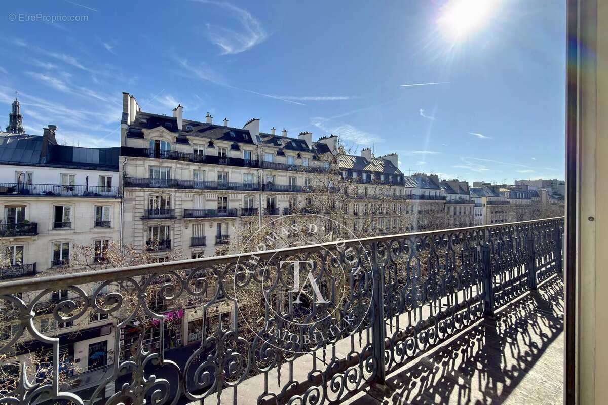 Appartement à PARIS-10E