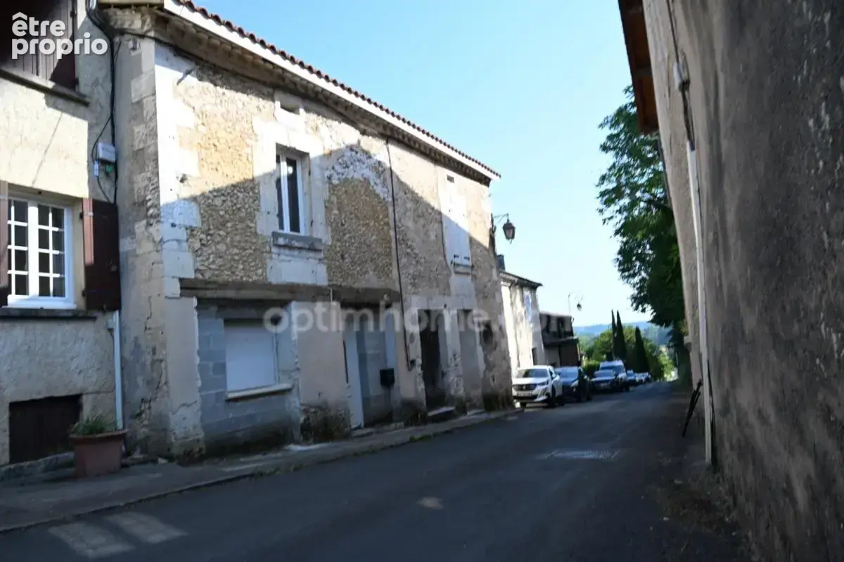 Maison à DOUZILLAC