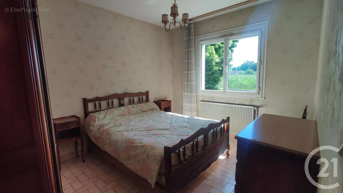 Maison 84 m² à Saint-Pere  - photo 6