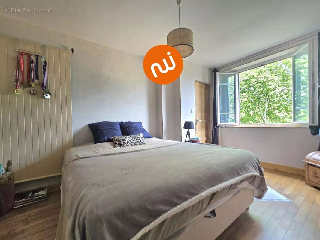 Appartement à TASSIN-LA-DEMI-LUNE