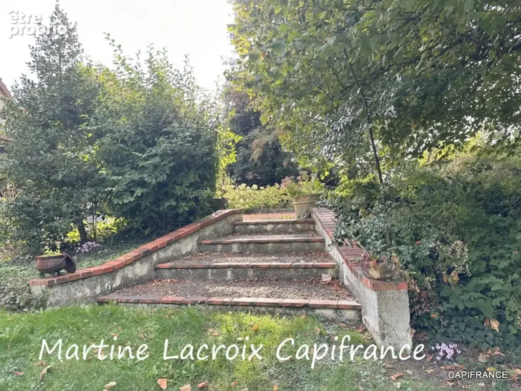 Dpt SARTHE (72), à vendre LA FERTE-BERNARD - PROPRIÉTÉ  P6 de 170 m² - Terrain de 4547 M² - photo 4