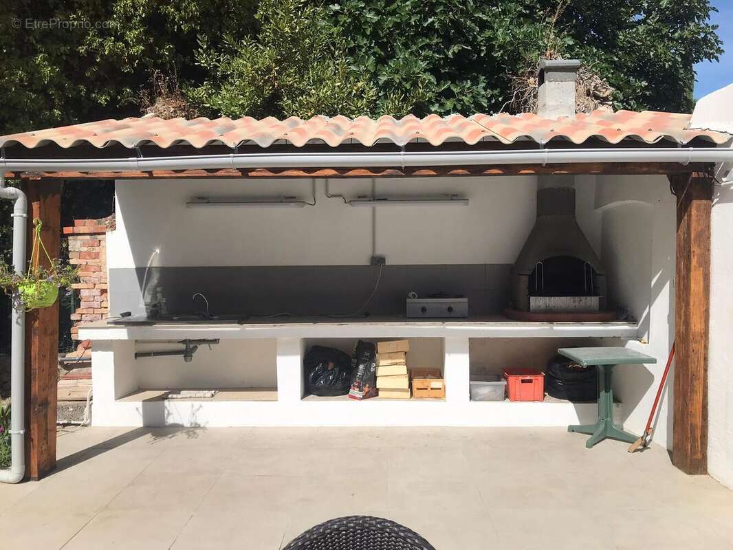 Commerce à TRANS-EN-PROVENCE