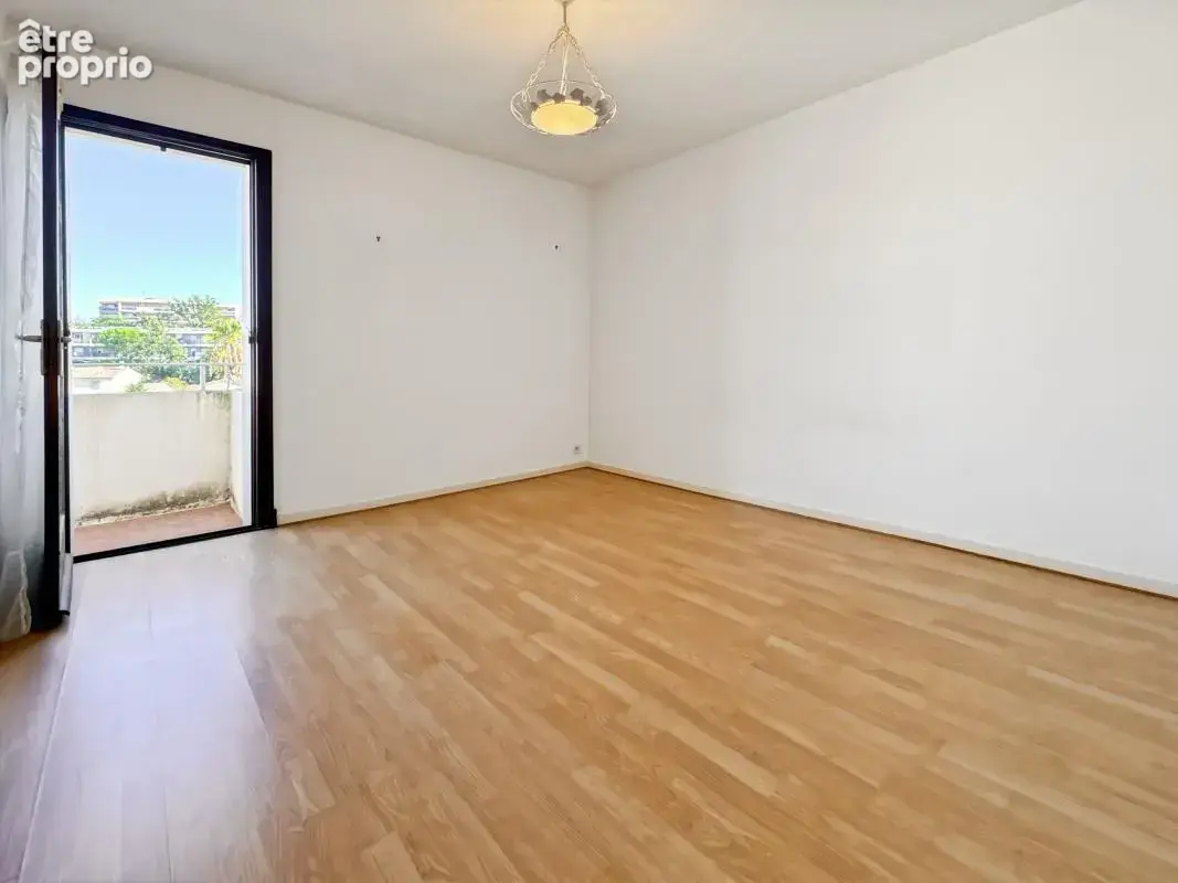 Appartement 3 p. de 66 m2 + parking + cave - photo 7