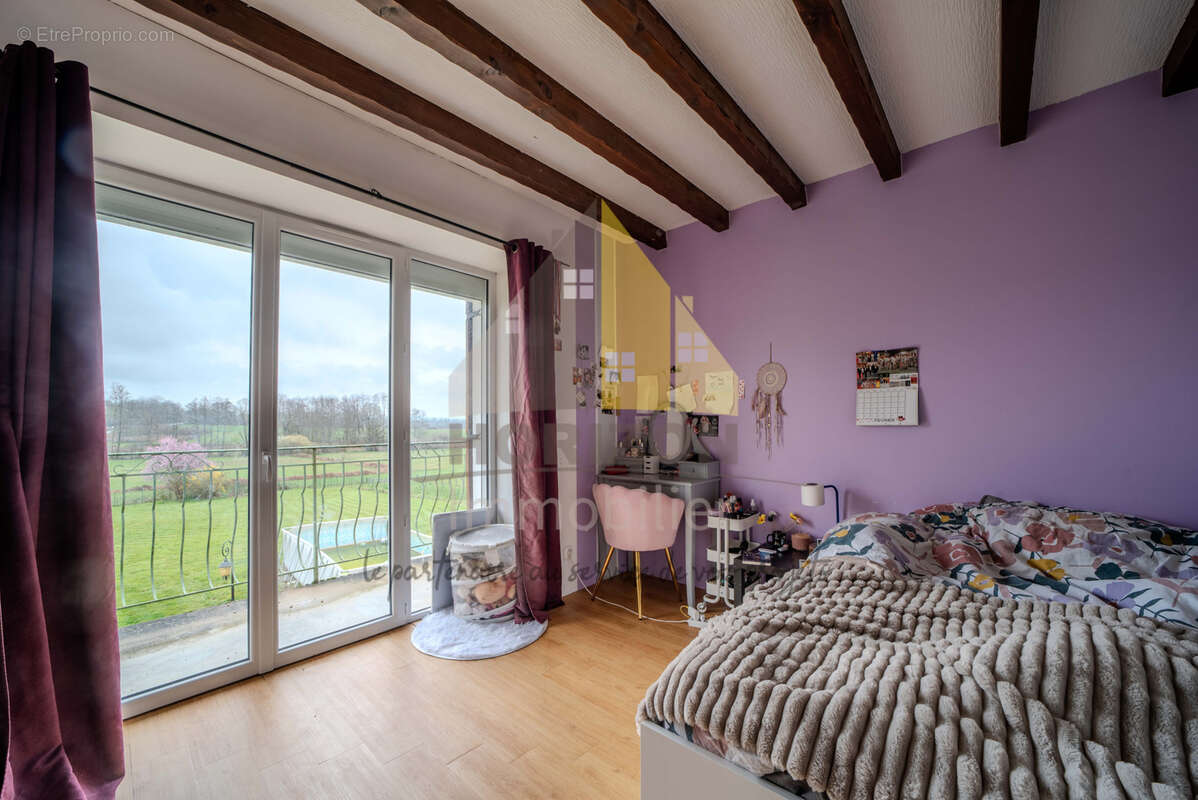 Maison à LA CHASSAGNE